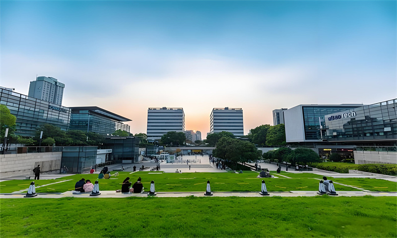 新闻稿：杨浦区东方蓝海——现代化商务区的典范